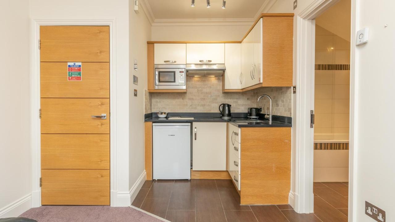 Teddington Lodge Dış mekan fotoğraf